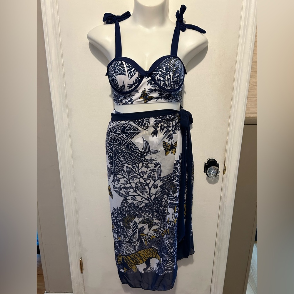 NEW - Navy & White Botanical Bikini and Wrap Skirt Set - Size: Large